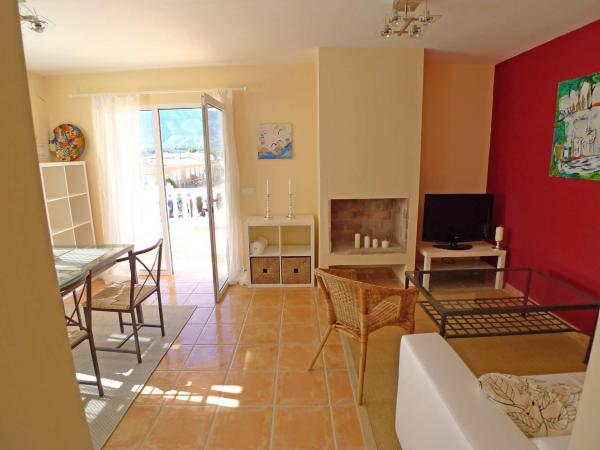 Photo number 3. Townhouse for sale  in Alcalalí. Ref.: PRT-68685