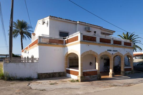 Photo number 1. Villa for sale  in Denia. Ref.: EHD-566415